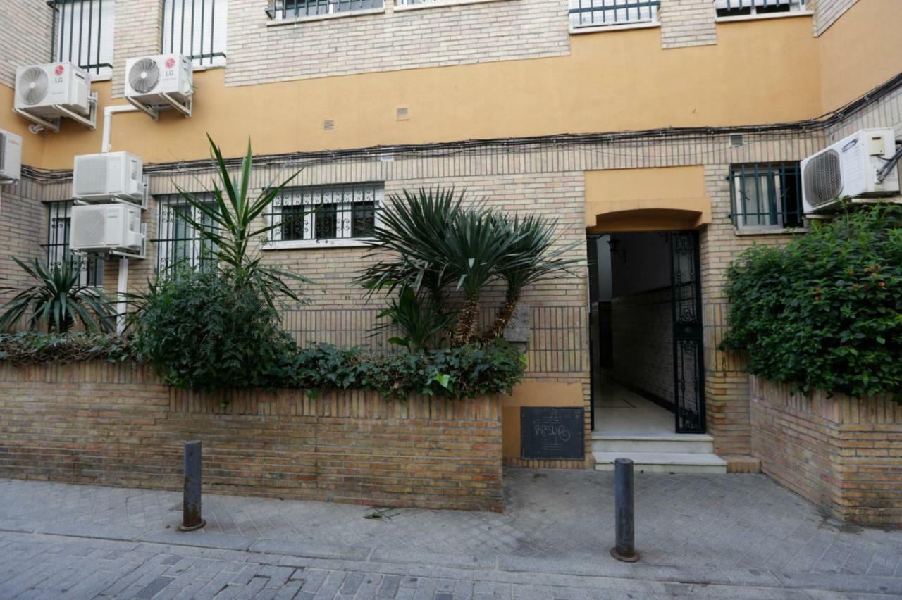 Brand New Charming Apartment Next To The River Σεβίλλη Εξωτερικό φωτογραφία